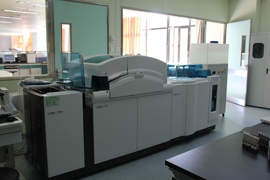 罗氏Cobas6000全自动生化分析仪